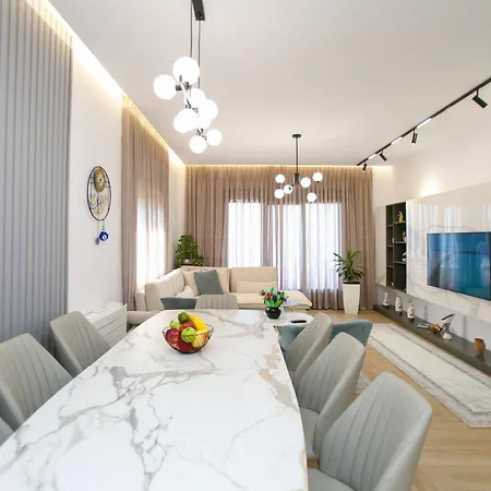 Meminaj Villa Vlorë