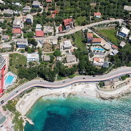 Villa Meminaj