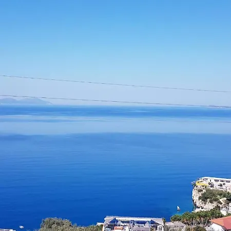 Meminaj * Vlorë