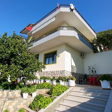 Meminaj Villa Vlorë