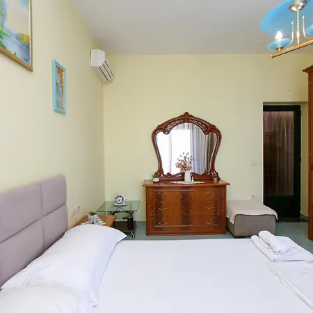빌라 Meminaj *