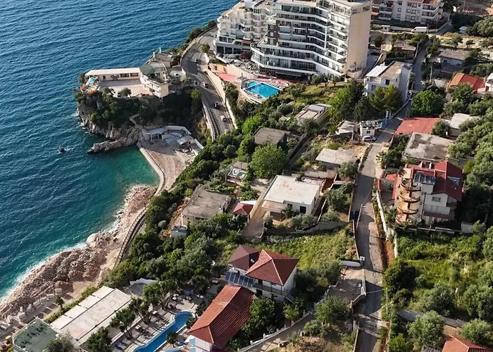 Meminaj Villa Vlorë