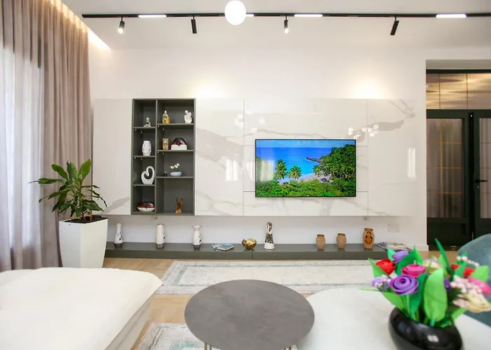 Villa Meminaj Vlorë